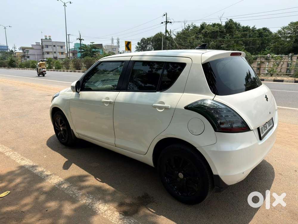 Maruti Suzuki Diesel 2017 With Modified Headlamps And Tail Lamps