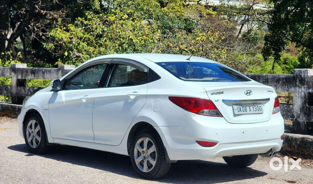 Hyundai Verna Fluidic 1.6 Vtvt Sx, 2012, Petrol