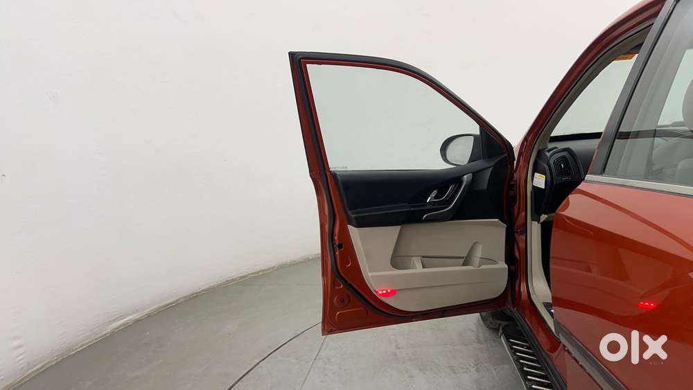 Mahindra Xuv500 2.2 W10, 2015, Diesel