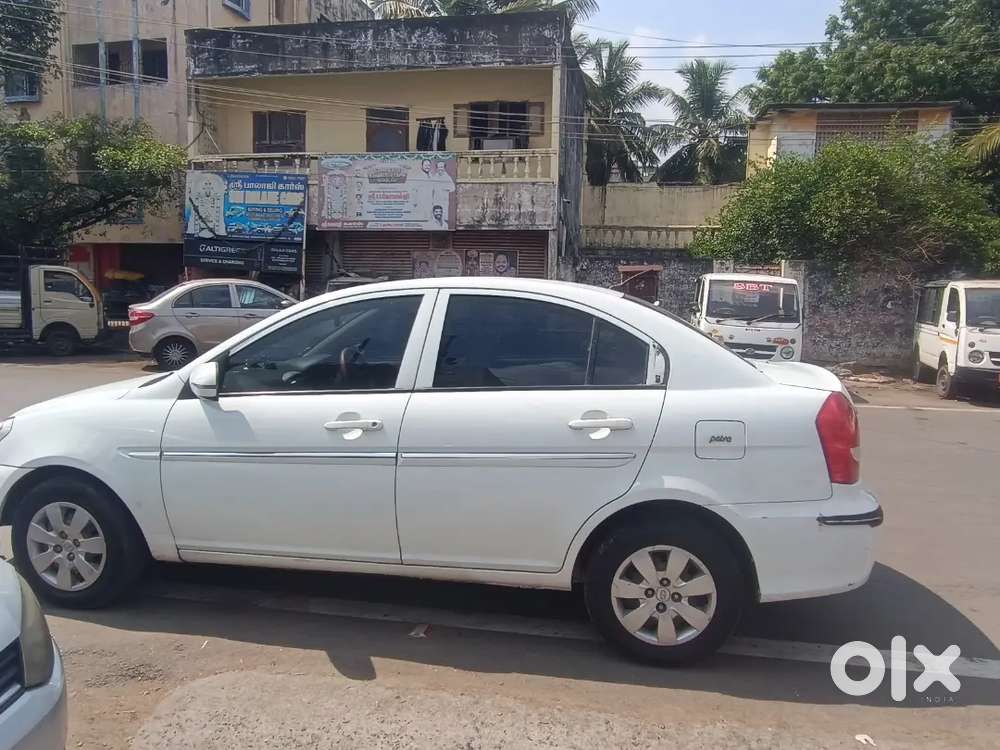 Hyundai Verna 2010