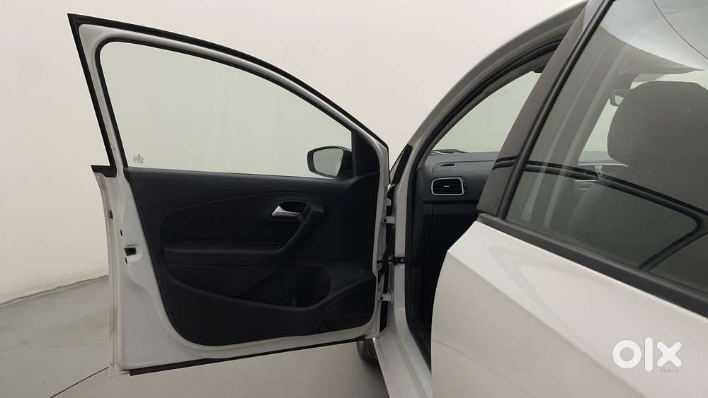 Volkswagen Vento 1.0 Highline Plus At, 2019, Petrol