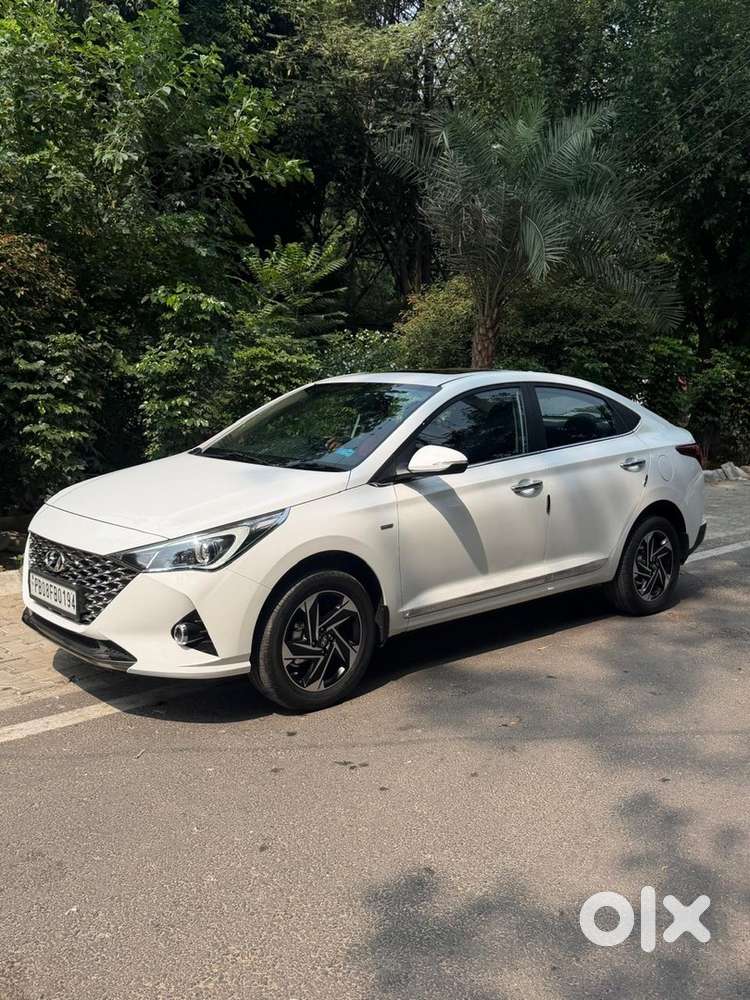 Hyundai New Verna 2022 Petrol Automatic