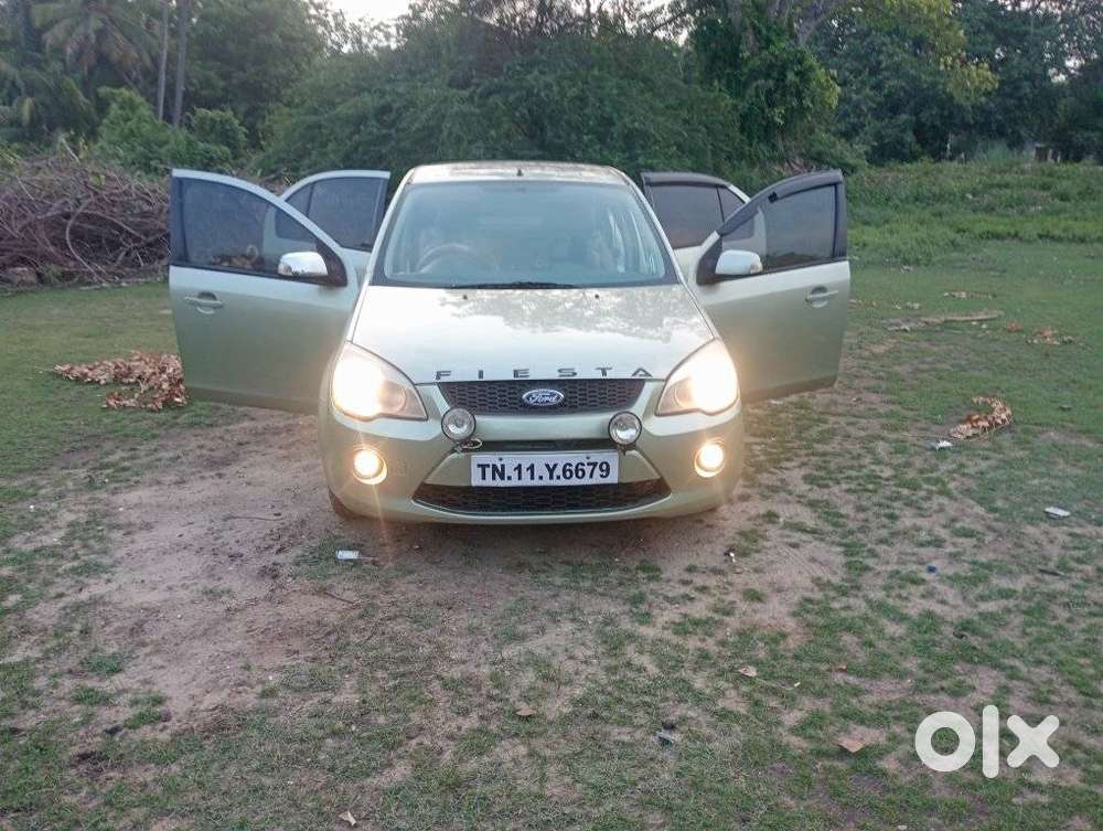 Ford Fiesta Petrol Titanium Plus, 2013, Diesel