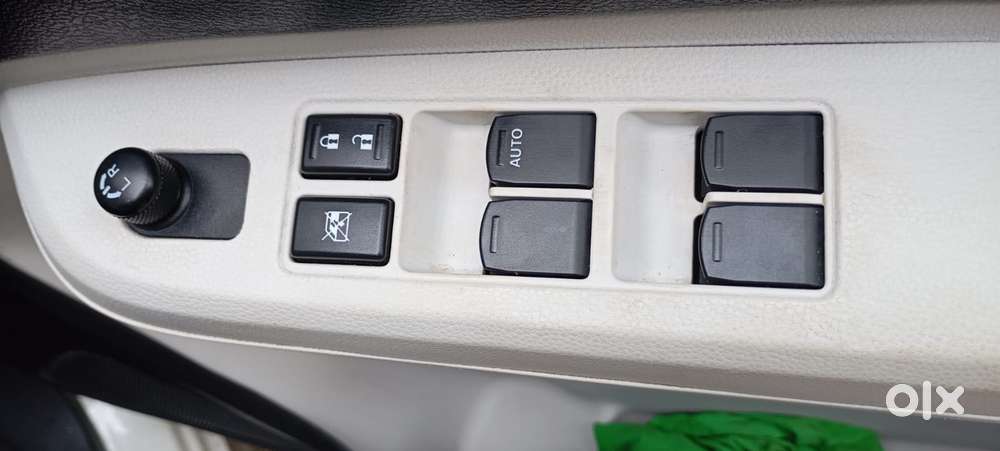 Tata Tiago 1.05 Revotorq Xz Plus, 2018, Petrol