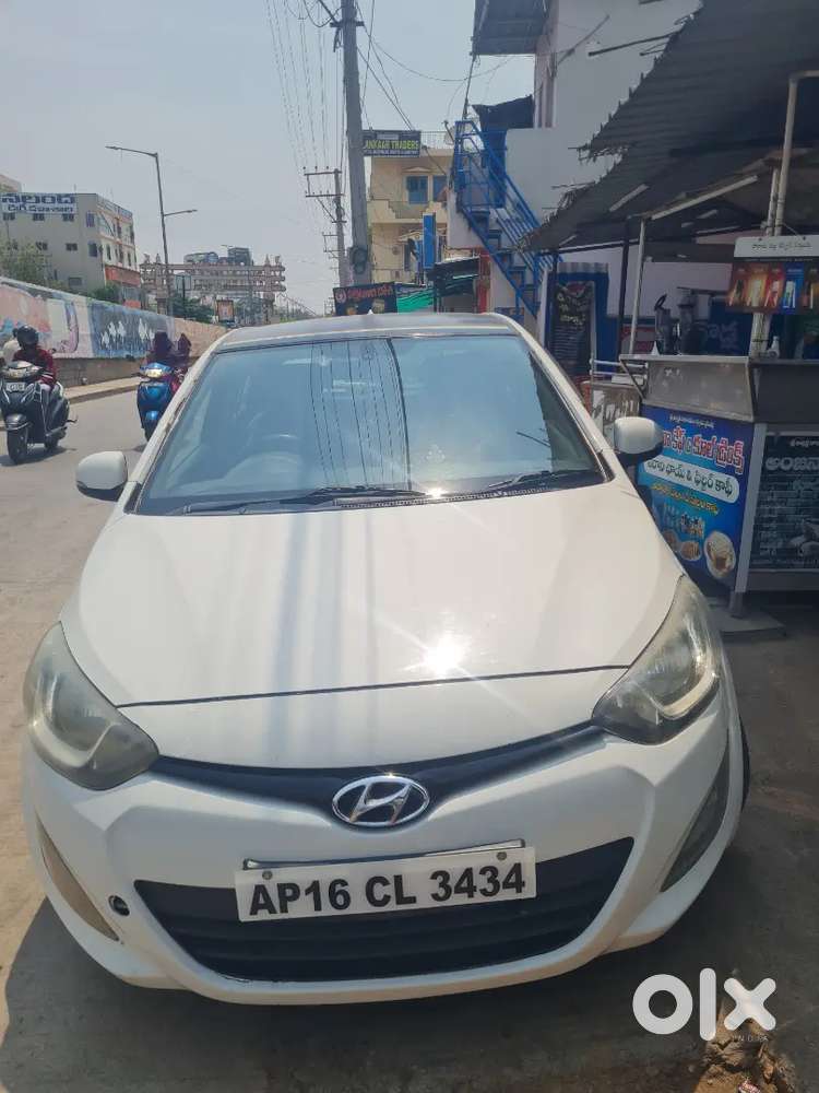 Hyundai I20 Active 2013 Diesel 119600 Km Driven