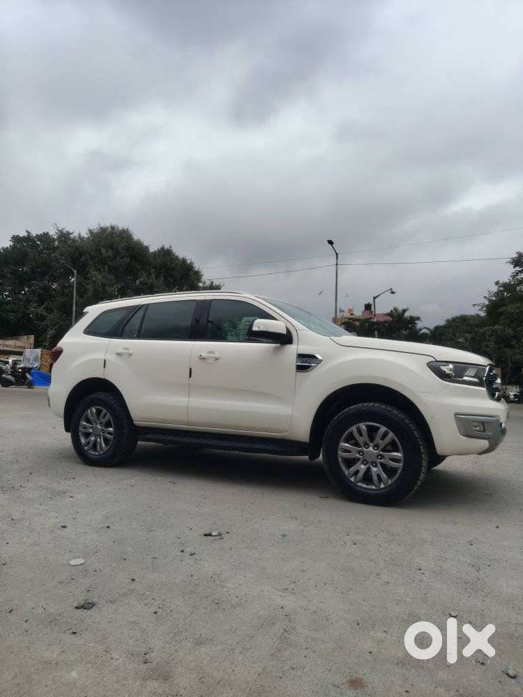 Ford Endeavour 3.2 Trend At 4x4, 2016, Diesel