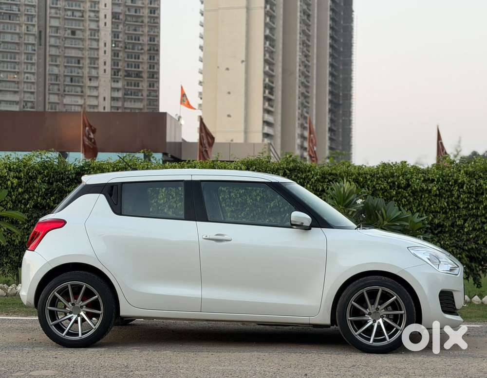 Maruti Suzuki Swift Vxi Optional, 2021, Petrol