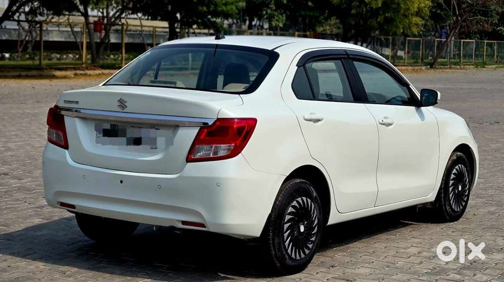 Maruti Suzuki Dzire 1.2 Vxi Cng, 2022, Cng & Hybrids