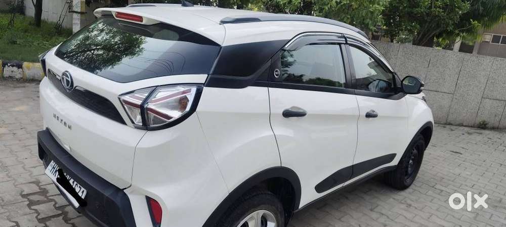 Tata Nexon 1.2 Revotron Xm (s), 2023, Petrol