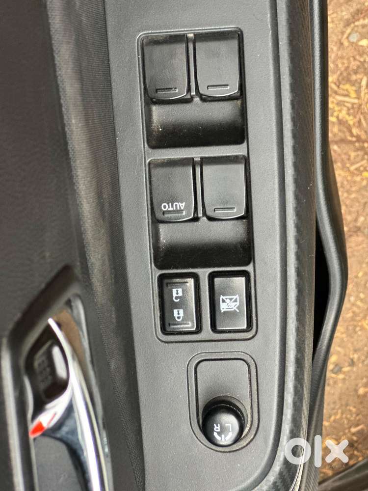 Maruti Suzuki Swift Vvt Vxi, 2022, Petrol