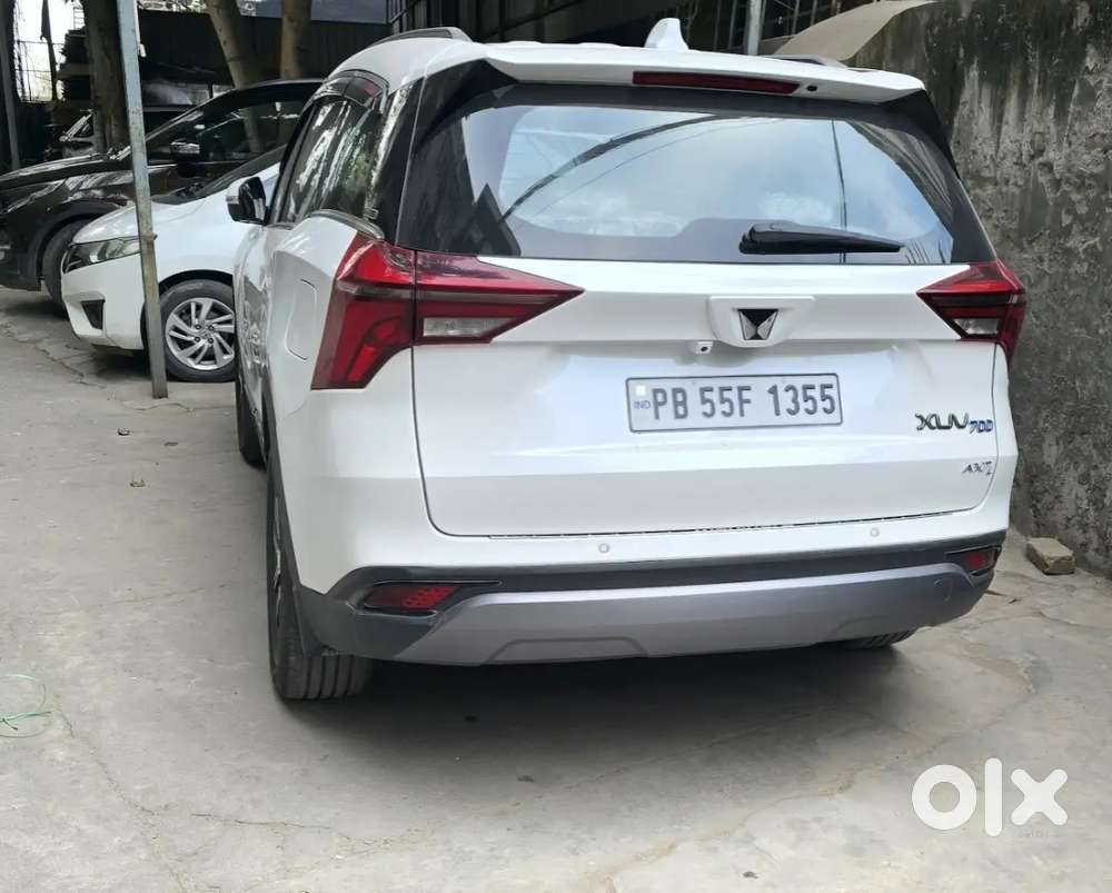 Mahindra Xuv 700 Diesel Automatic 15000 Km Showroom Condition