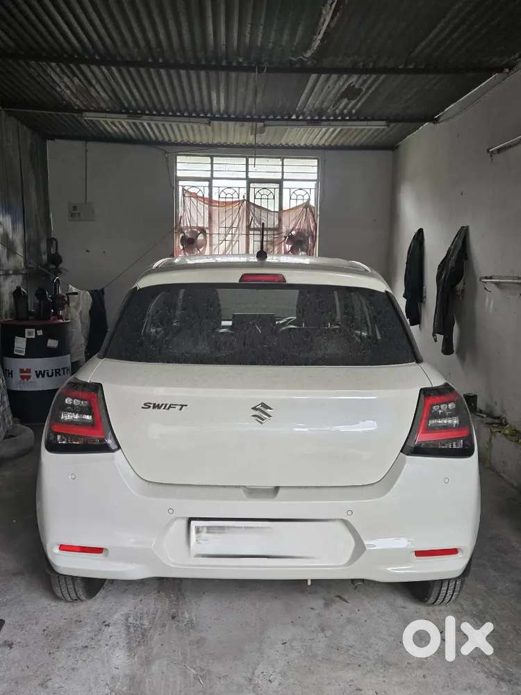 Maruti Suzuki Swift Vxi 2024