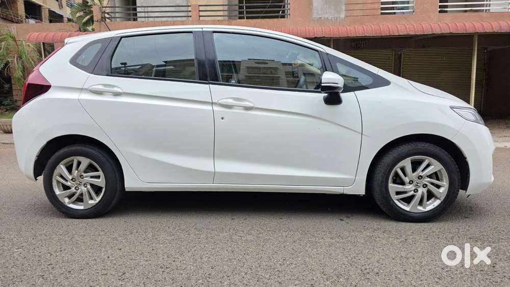 Honda Jazz V Mt Privilege, 2017, Petrol