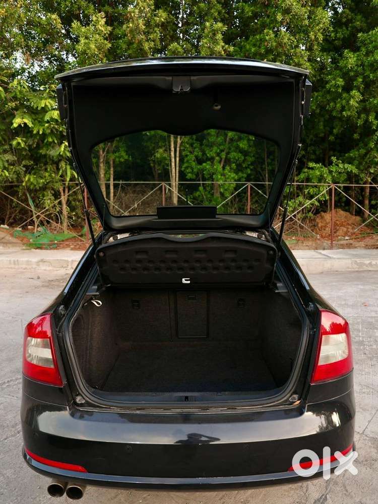 Skoda Laura Vrs 2012