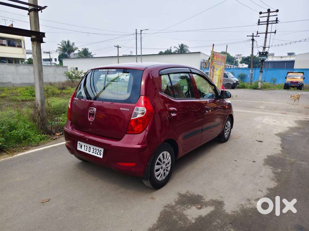 Hyundai I10 Sportz, 2015, Petrol