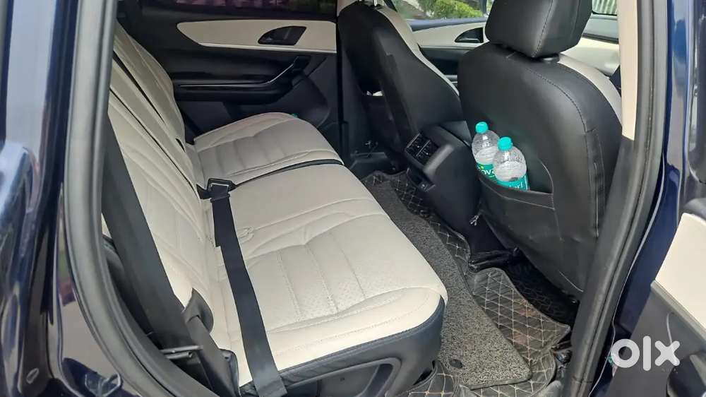 Mahindra Xuv700 2023 Variant Ax