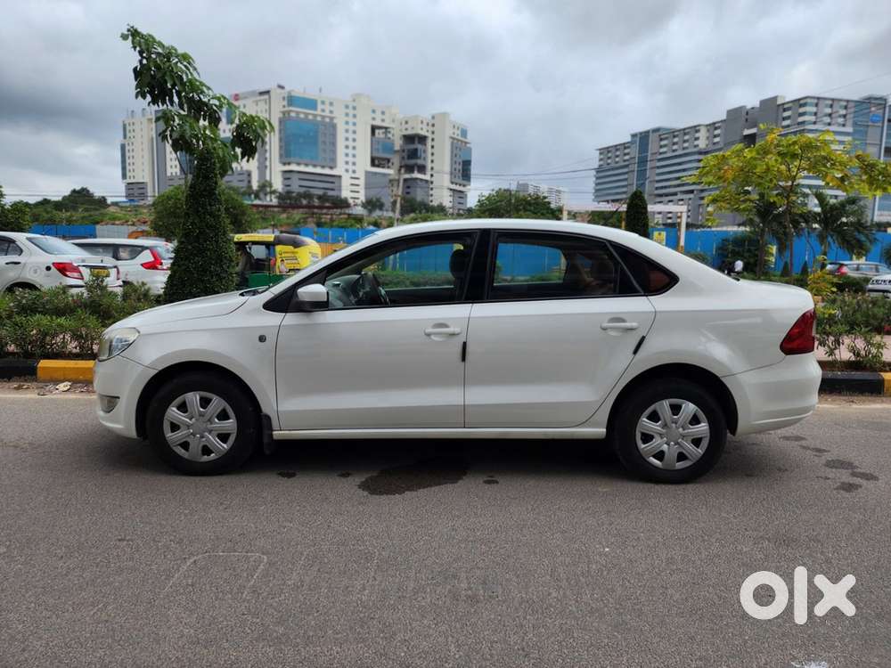 Skoda Rapid 1.6 Mpi 2012