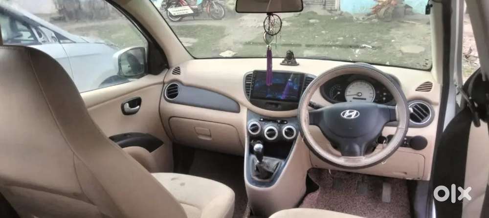 Hyundai I10 2010 Model Car