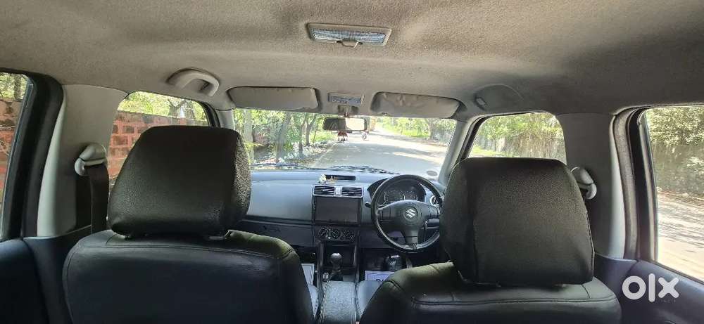 Maruti Suzuki Dzire 1.2 Vxi 2011