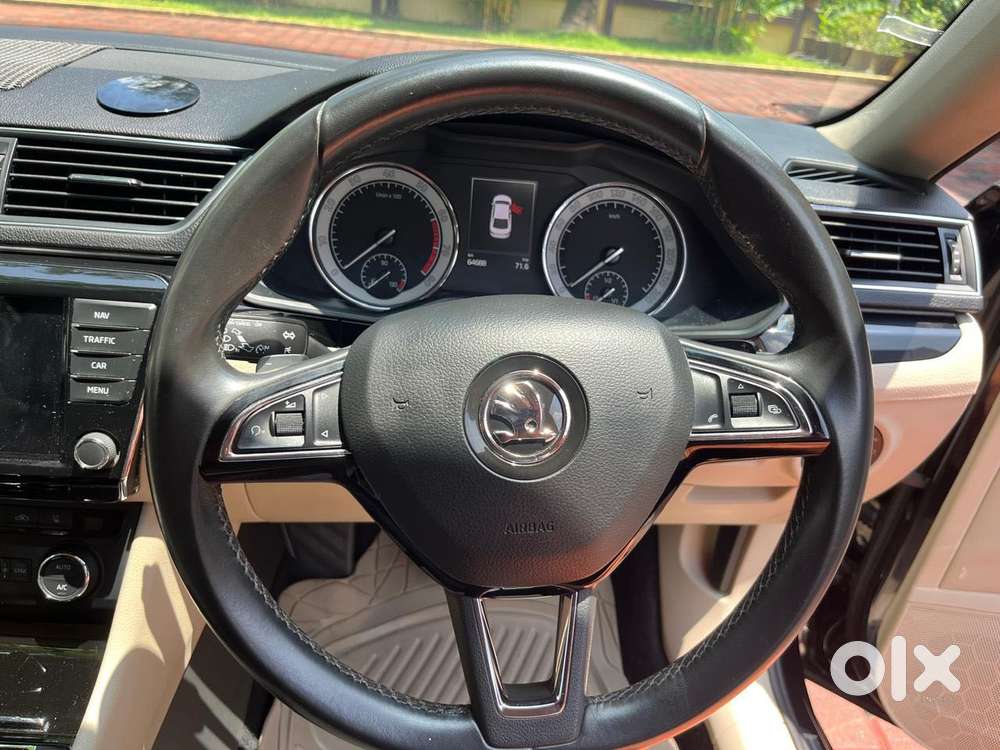 Skoda Superb Laurin And Klement 1.8, 2016, Petrol