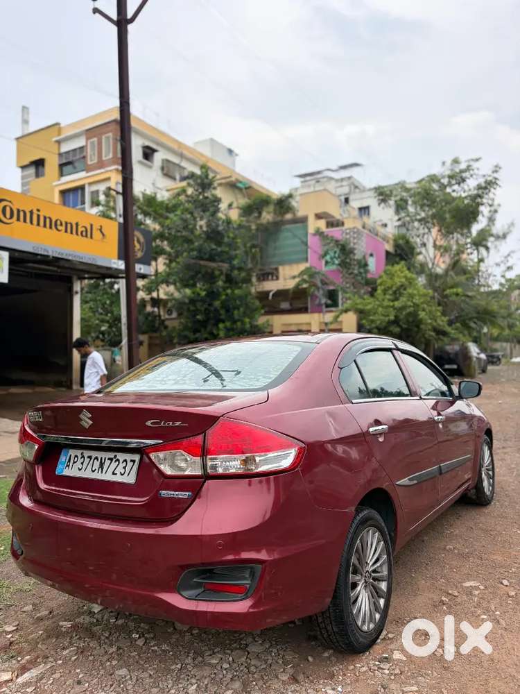 20+ Mileage With Company Allowheels Pearl Red Colour