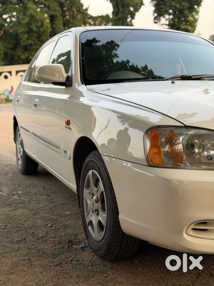 Hyundai Accent Petrol 2012
