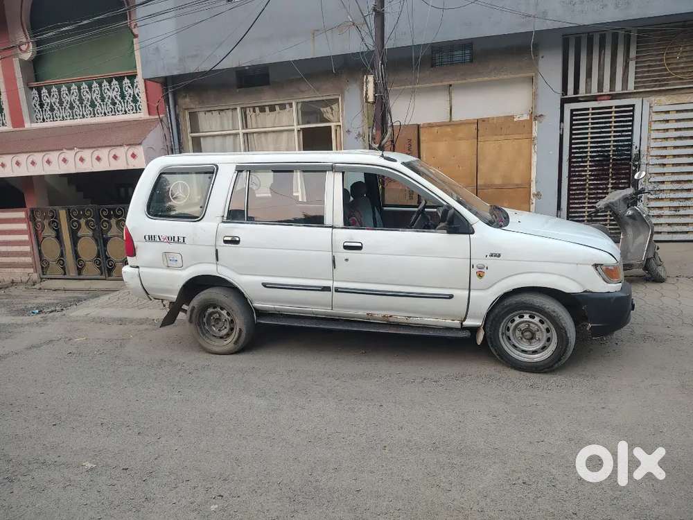 Chevrolet Tavera 2012 Diesel 10 Seater
