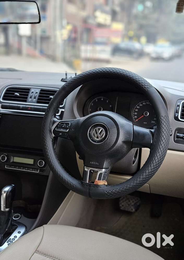 Volkswagen Vento Petrol 2012