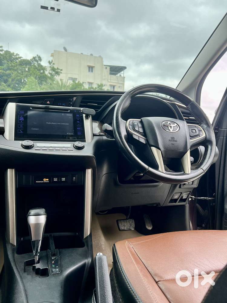 Toyota Innova Crysta 2.8 Zx At, 2017, Diesel