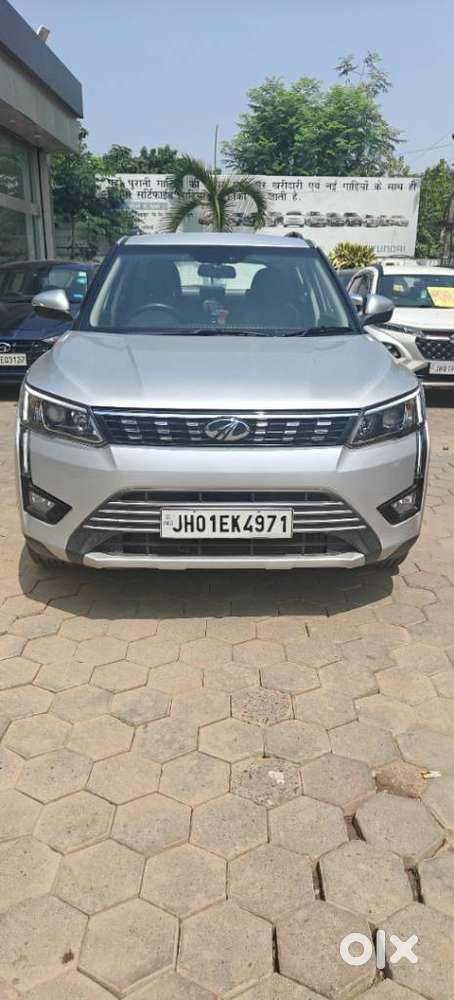 Mahindra Xuv300 W8, 2021, Petrol