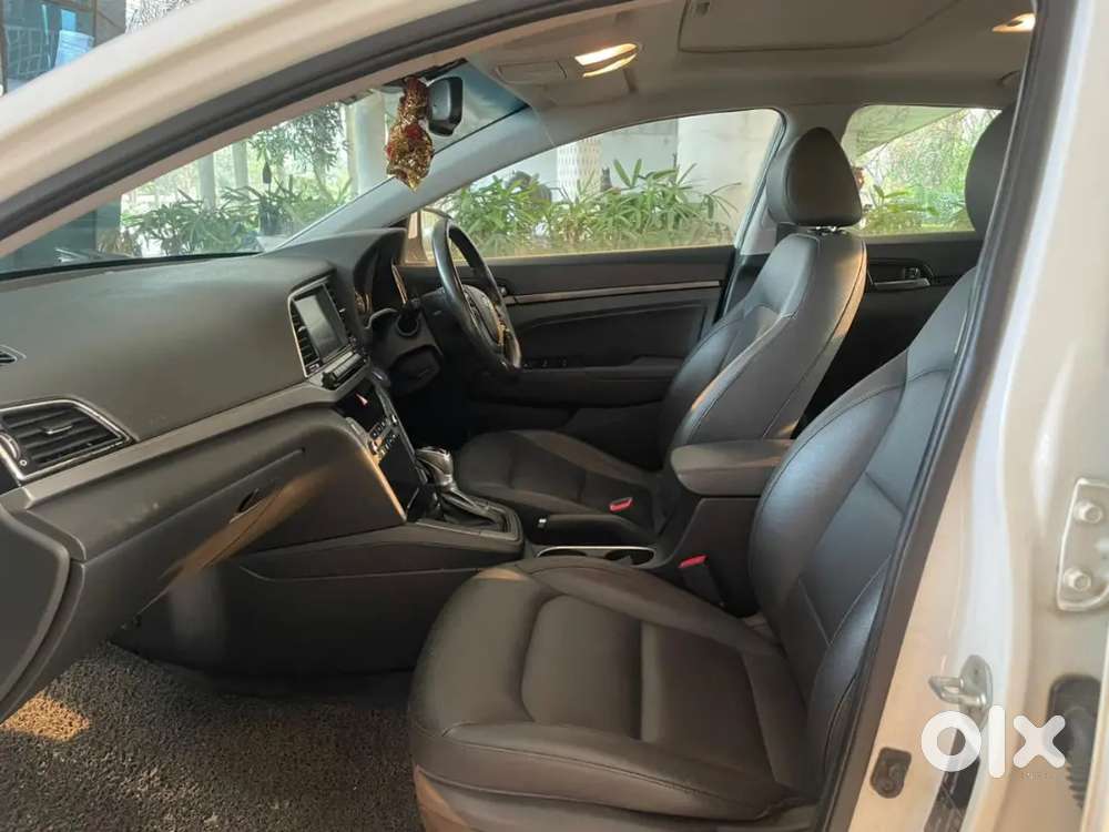 Hyundai Elantra 2016 Petrol Automatic
