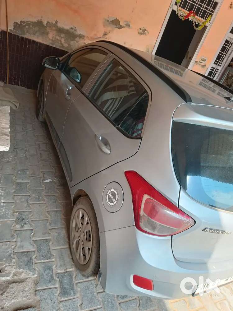 Hyundai Grand I10 2015 Cng & Hybrids 74000 Km Driven