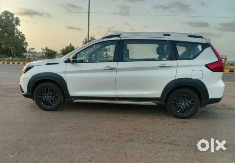 Maruti Suzuki Xl6 1.5 Alpha At, 2019, Petrol