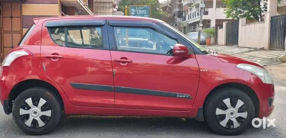 Maruti Suzuki Swift Vxi Petrol+ Cng 2014