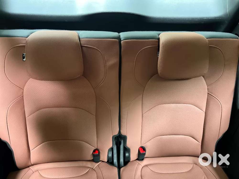 Mg Hector Plus Sharp Pro 1.5 Turbo Petrol Cvt 6 Str, 2023, Petrol