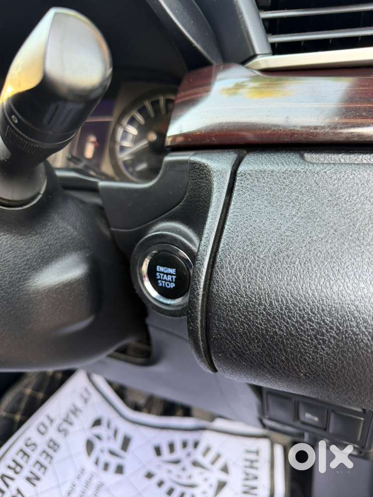 Toyota Innova Crysta 2018