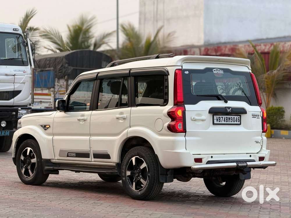 Mahindra Scorpio Classic 2.2 S 11 Mt 7 Str, 2023, Diesel