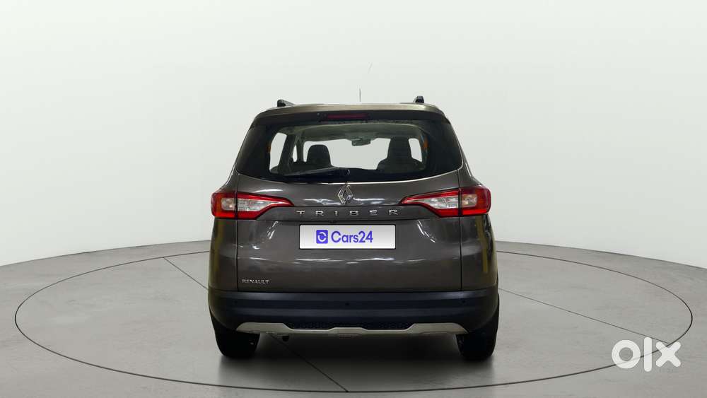 Renault Triber Rxz, 2022, Petrol
