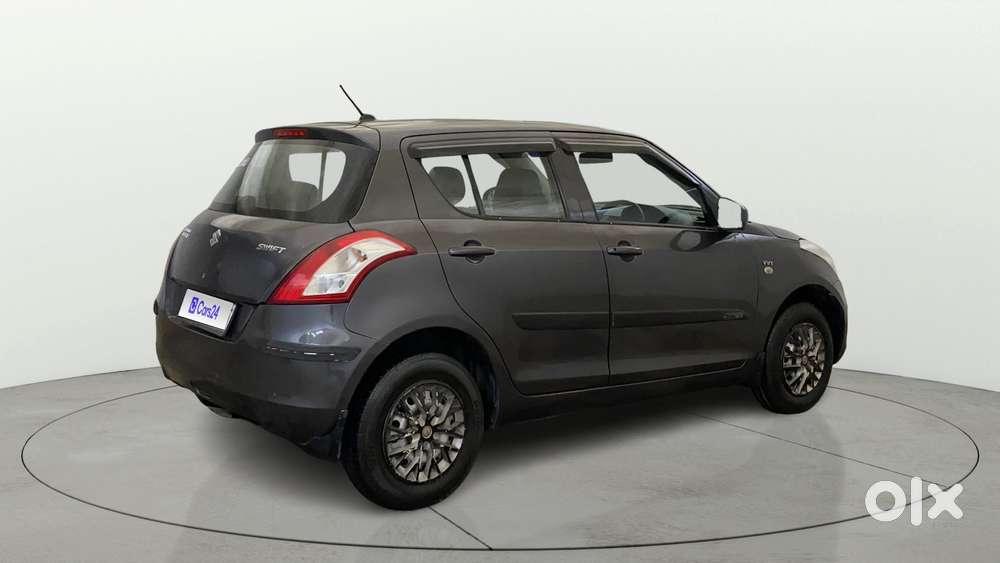 Maruti Suzuki Swift 1.2 Lxi (o), 2017, Petrol
