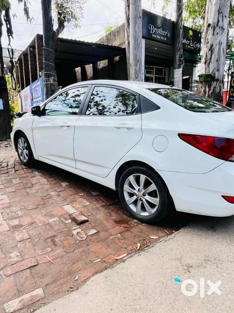 Hyundai Fluidic Verna 2012 Diesel 85000 Km Driven