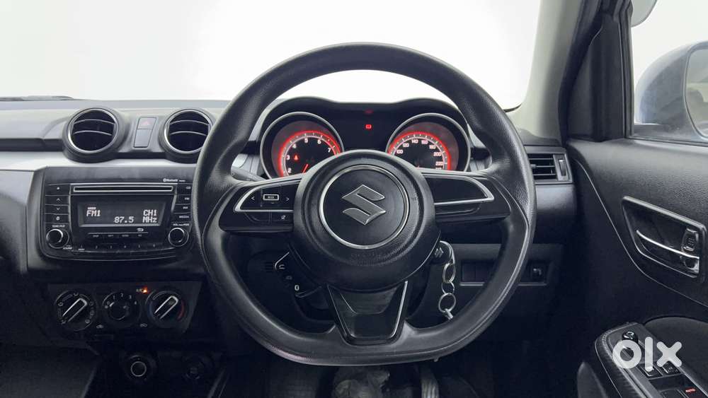 Maruti Suzuki Swift Amt Vvt Vxi, 2018, Petrol