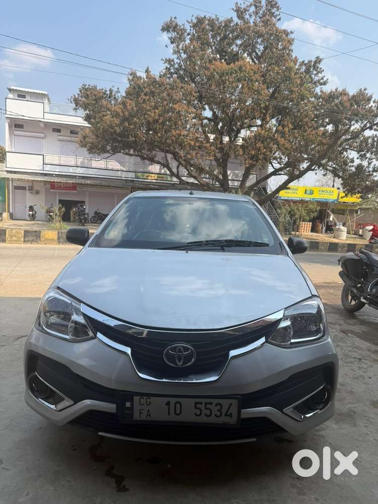 Toyota Etios Liva 2012