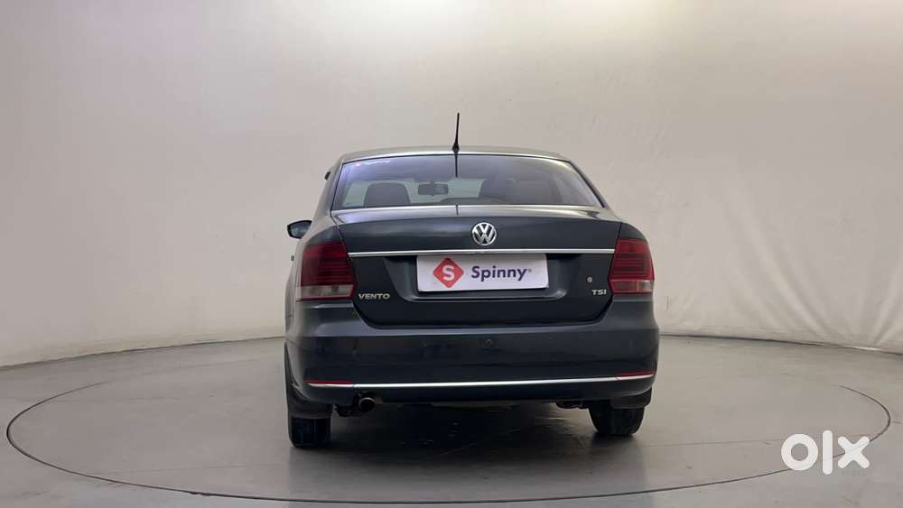 Volkswagen Vento Petrol Highline, 2015, Petrol