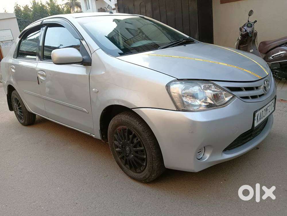 Toyota Etios 2010-2012 G, 2011, Petrol