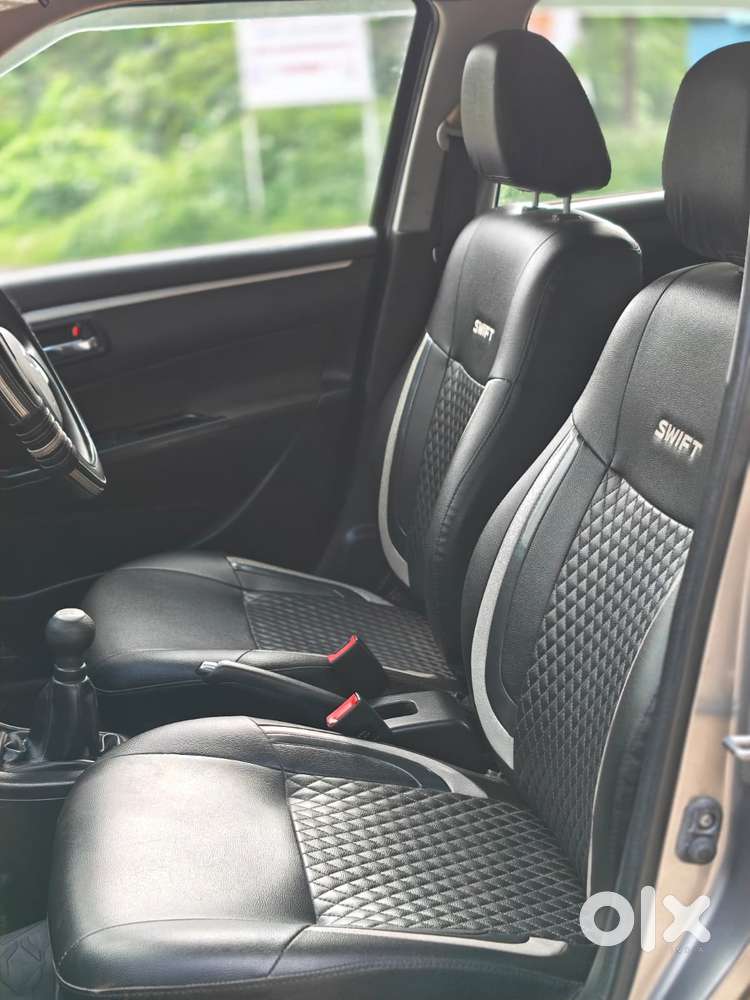 Maruti Suzuki Swift Vxi With Abs, 2015, Petrol