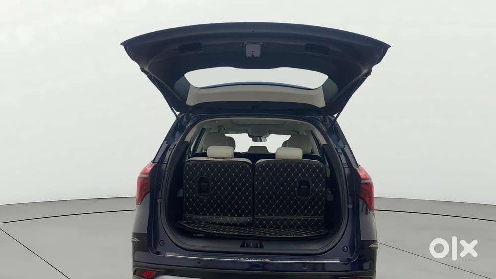 Mahindra Xuv700 2.2 Ax 7 Diesel At Luxury Pack Str, 2022, Diesel