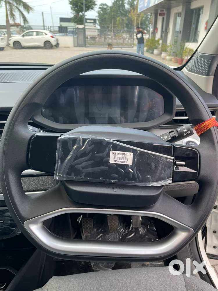 Tata Sierra Std, 2026, Petrol