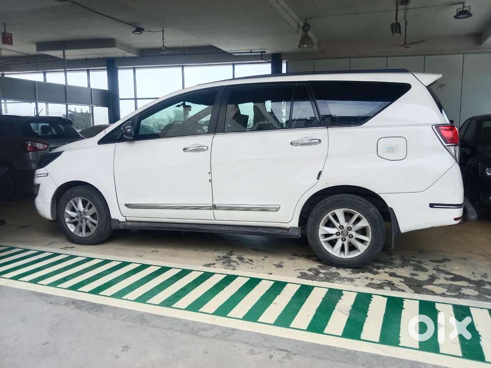 Toyota Innova Crysta 2.4 V 8 Str, 2019, Diesel