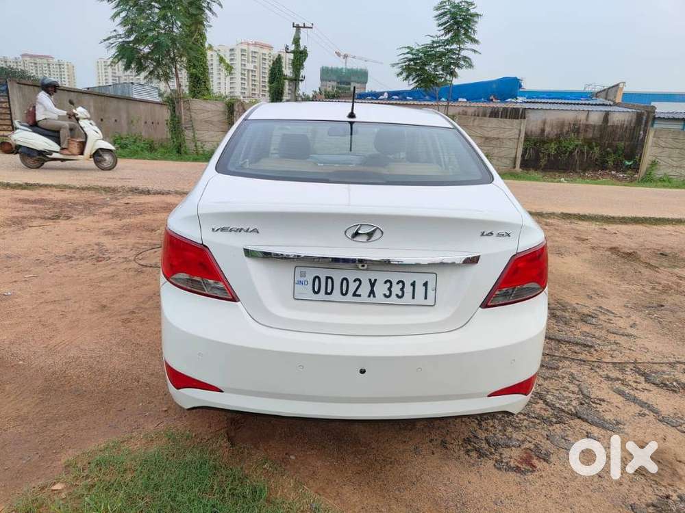 Hyundai Verna 1.6 Sx Crdi, 2015, Diesel