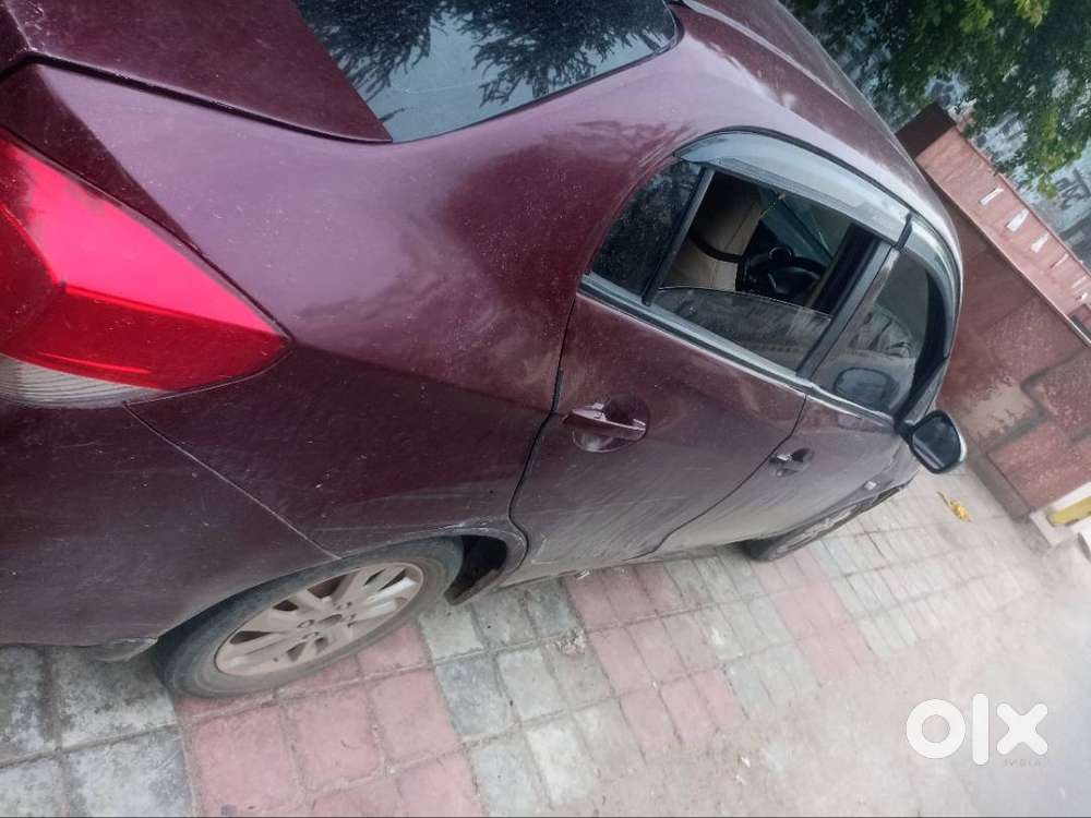 Selling Used Honda Amaze 2015 Model